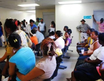 Calor incrementa n&uacute;mero de pacientes deshidratados que van a emergencias