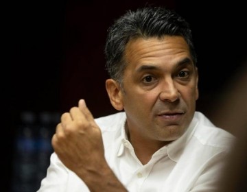 En Panam&aacute;, el presidenciable Lombana insta a rebelarse contra el clientelismo