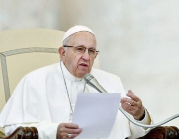 Papa Francisco invita a los j&oacute;venes a proteger el Medioambiente