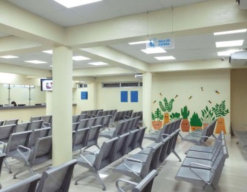 Paro fue exitoso para los m&eacute;dicos y un caos para los pacientes