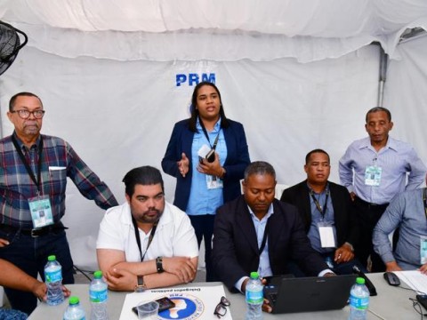 Partidos de oposici&oacute;n denuncian 38 esc&aacute;neres no funcionan correctamente en el DN