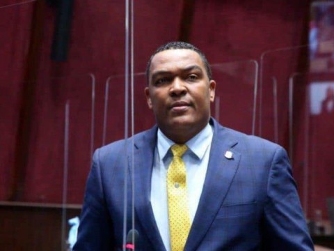 Pedro Botello se va del Congreso tras 14 a&ntilde;os de trabajo, pero sin lograr su 30 %