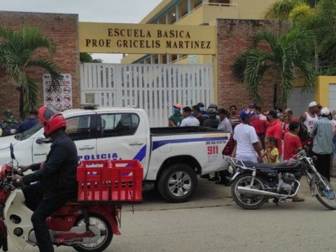 Matan de un disparo empleado de Educaci&oacute;n frente a escuela b&aacute;sica Profesora Gricelis Mart&iacute;ne