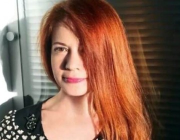 Periodista rusa Oksana Baulina muere durante bombardeo en Kiev