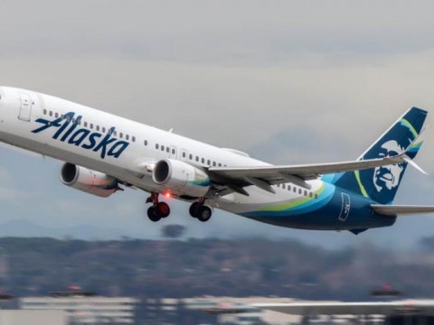 Piloto fue acusado de intentar derribar un avi&oacute;n de Alaska Airlines