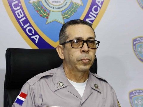Polic&iacute;a Nacional pide entregarse a pareja que agredi&oacute; a personal m&eacute;dico en el Dar&iacute;o Contreras