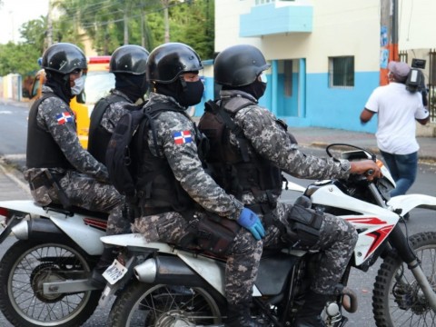 Agentes de la Polic&iacute;a matan a dos presuntos delincuentes