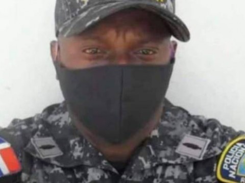 Muere teniente de la Polic&iacute;a herido por hombre que mat&oacute; a dos mujeres en Yamas&aacute;