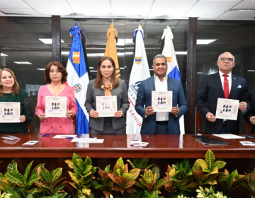 Ponen a circular sellos &ldquo;Mujeres Dominicanas del Siglo XX&rdquo;