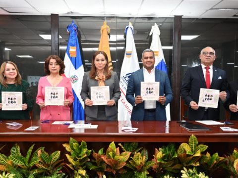 Ponen a circular sellos &ldquo;Mujeres Dominicanas del Siglo XX&rdquo;