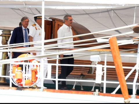 Buque-escuela &ldquo;Juan Sebasti&aacute;n de Elcano&rdquo; estar&aacute; abierto al p&uacute;blico hasta el pr&oacute;ximo s&aacute;bado