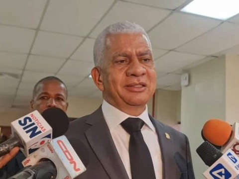 Presidente del Senado favorece tres causales est&eacute;n en ley especial para no frenar el C&oacute;digo Penal