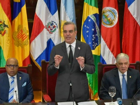 Luis Abinader: &ldquo;No hay democracia sin paz, no hay democracia sin seguridad ciudadana&rdquo;
