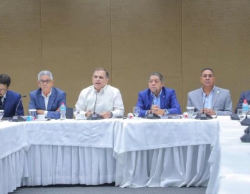 El Gobierno destinar&aacute; RD$1,685 millones para aumentar el salario a m&eacute;dicos en 2025