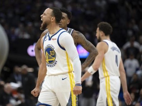 Curry y Warriors vencen a Kings y toman ventaja 3-2