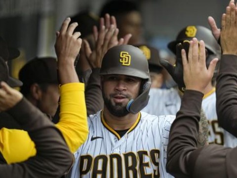 S&aacute;nchez pega otro jonr&oacute;n y Padres blanquean a Cachorros