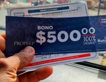 Espaillat: Entregan bono de RD$500 a quienes se apliquen segunda dosis contra el coronavirus 