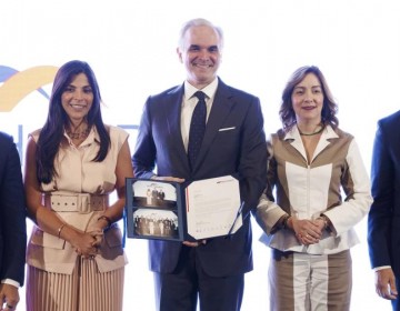 El ministro de Educaci&oacute;n propone al sector privado involucrarse en el pacto educativo