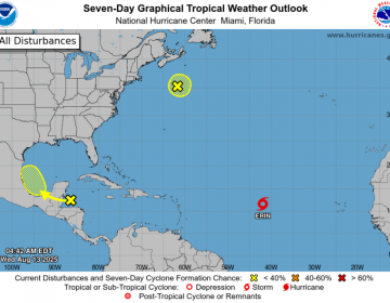 En las pr&oacute;ximas horas la tormenta tropical Erin podr&iacute;a convertirse en hurac&aacute;n