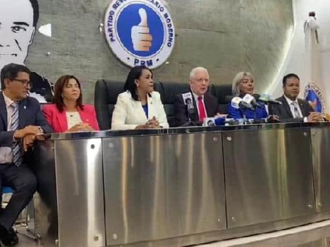 C&aacute;mara de Diputados busca crear Ministerio de Dominicanos en el Exterior