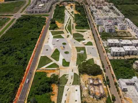 Gobierno inaugura la Plaza Constituci&oacute;n en la Ciudad Juan Bosch con inversi&oacute;n de RD 222.2 millones