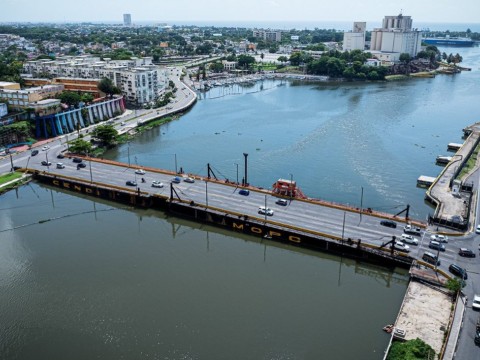Obras P&uacute;blicas informa cierre de dos horas del puente flotante este s&aacute;bado