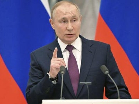 Discurso &iacute;ntegro del anuncio de Putin de la operaci&oacute;n militar en Ucrania