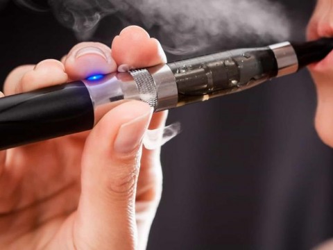 China prohibir&aacute; los cigarrillos electr&oacute;nicos de sabores a partir de octubre