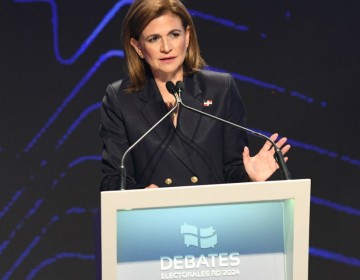 Raquel Pe&ntilde;a ataca a sus opositoras en el debate