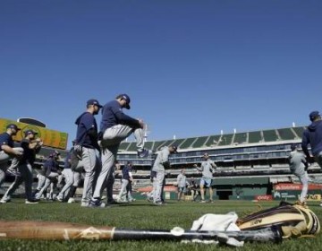 Rays-Atl&eacute;ticos, duelo de comodines con bajo presupuesto