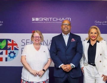 Rep&uacute;blica Dominicana atrae inter&eacute;s brit&aacute;nico para invertir en energ&iacute;a