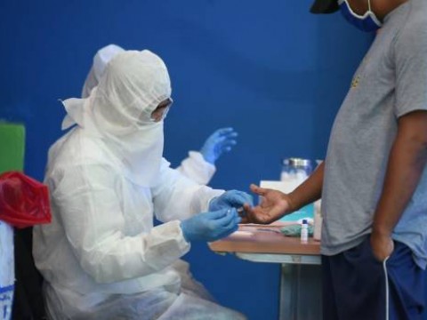 Aumentan a 27,370 los casos activos de COVID-19,  con 693 nuevos contagios 