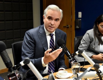 Luis Miguel De Camps valora propuesta de reforma constitucional