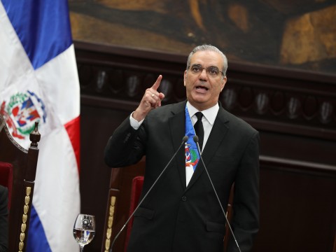 RD construye gobierno eficiente: reduce tiempo de respuesta en servicios institucionales y aumenta acceso a servicios digitales