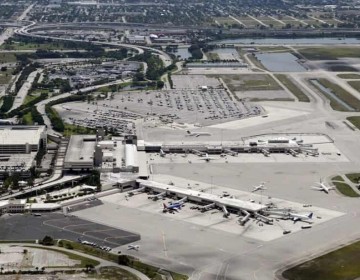 Aeropuerto en Florida cambia de forma oficial su nombre en honor a Donald Trump