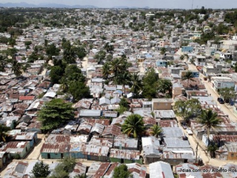 Adem&aacute;s del COVID-19, nuevos brotes de Dengue y Malaria afectan residentes del GSD