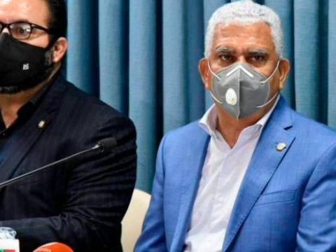  Senador Ricardo de los Santos diagnosticado con COVID-19