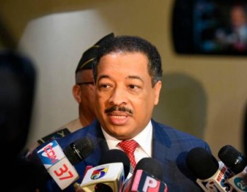 Roberto Rosario dice que hay  plan contra la oposici&oacute;n desde el gobierno