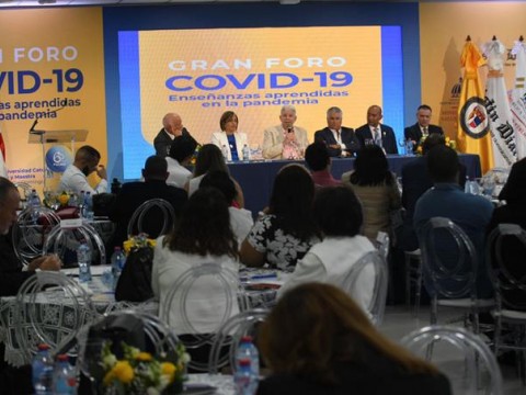 Sacar al personal sanitario con m&aacute;s de 60 a&ntilde;os fue mala idea