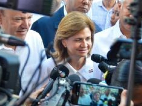 Raquel Pe&ntilde;a: "M&aacute;s que preocuparnos por Hait&iacute;, nos ocupamos"