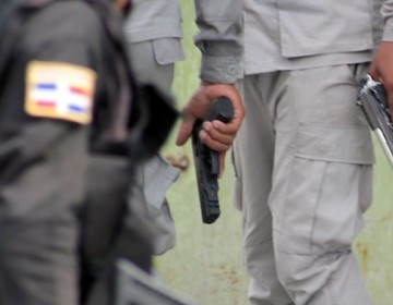 Sargento de la polic&iacute;a mata a su madre y deja herida a su hermana por una supuesta &laquo;herencia&raquo;
