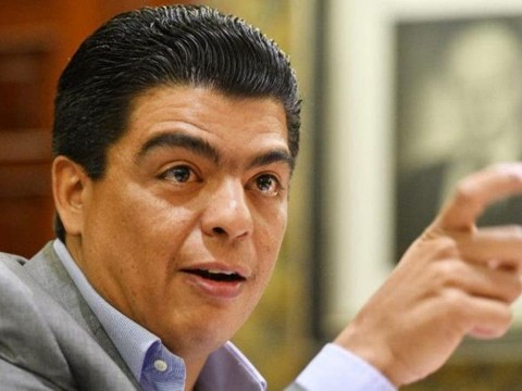 Felipe Suberv&iacute; se refiere a denuncia de adjudicaci&oacute;n a empresa del ministro de Agricultura