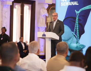 Presidente Abinader reitera llamado al PLD y a Fuerza del Pueblo a unirse al pacto nacional contra la inmigraci&oacute;n ilegal