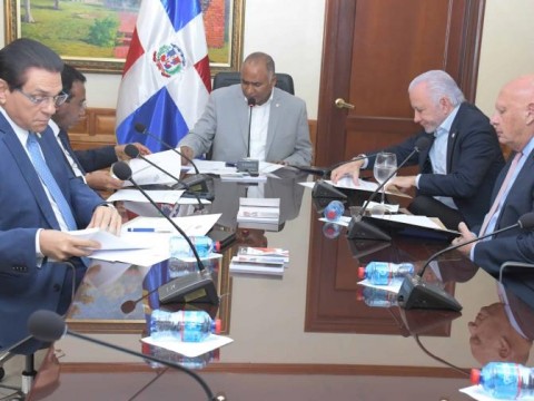 Senado prepara cronograma para evaluar a los 103 aspirantes al Pleno de la JCE