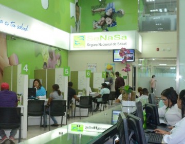 SeNaSa reitera no hace falta sentencia para afiliarse; invita a empleados p&uacute;blicos a traspasarse