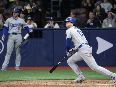 Ohtani y los Dodgers inician la temporada con un triunfo ante los Padres en Corea del Sur