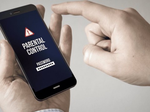 Siete configuraciones del tel&eacute;fono que pueden ayudar con la seguridad de tu hijo