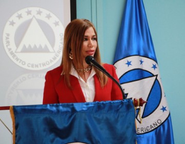 Diputada dominicana Silvia Garc&iacute;a presidir&aacute; Junta Directiva del Parlacen 2023-2024