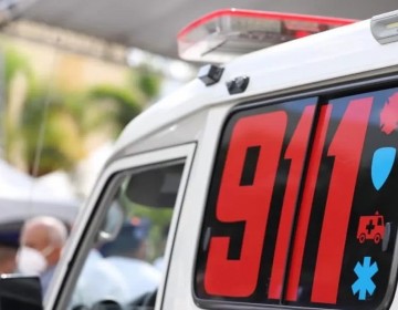 A punta de pistola, asaltan personal ambulancia del Sistema 911 en La Romana