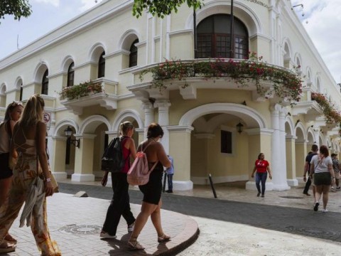 Solo 5.7 % de turistas ve como elevados los precios en la Rep&uacute;blica Dominicana